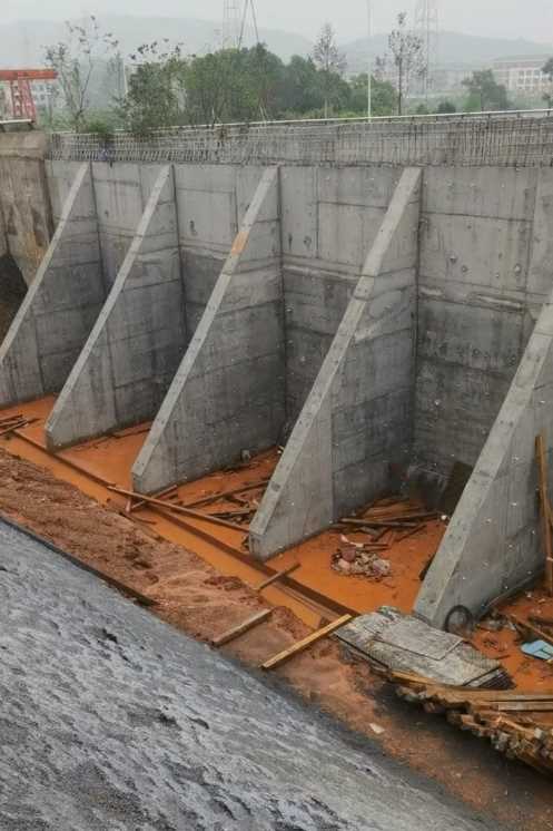周口沈丘县锚杆式挡土墙
